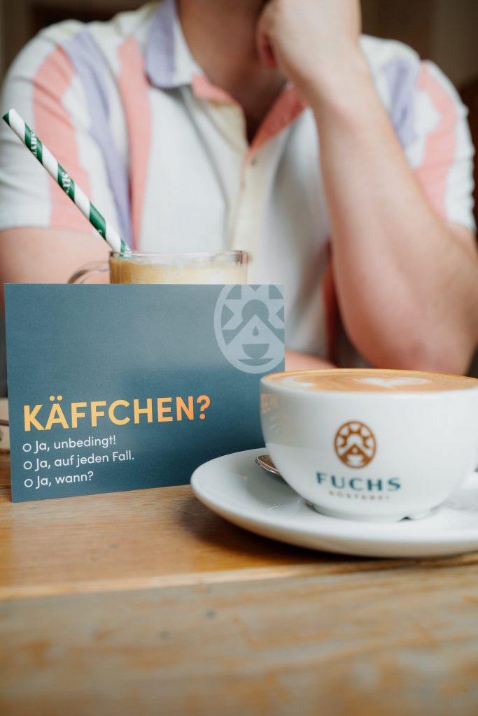 Authentische Restaurant-Fotografie in Schwerin – Rösterei Fuchs im Alltag dokumentiert.