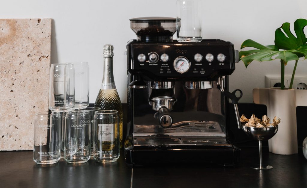 Fotografie von Localhoney Merch – visuelles Storytelling rund um Schwerin und seine Atmosphäre.