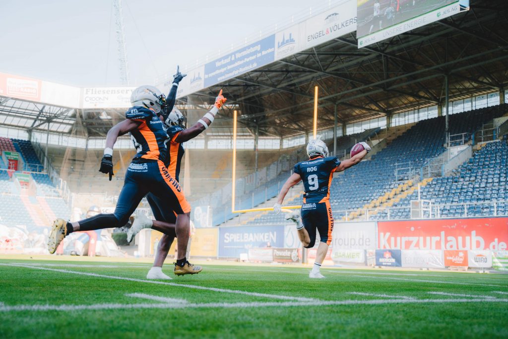 Fotografie Football Spiel Rostock – Rostock Griffins im Wettkampf dokumentiert.